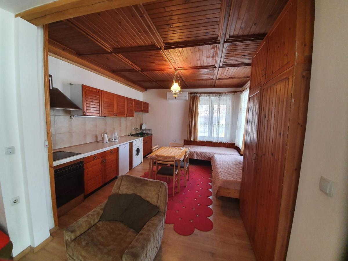 Апартамент Моцарт Welingrad Exterior foto